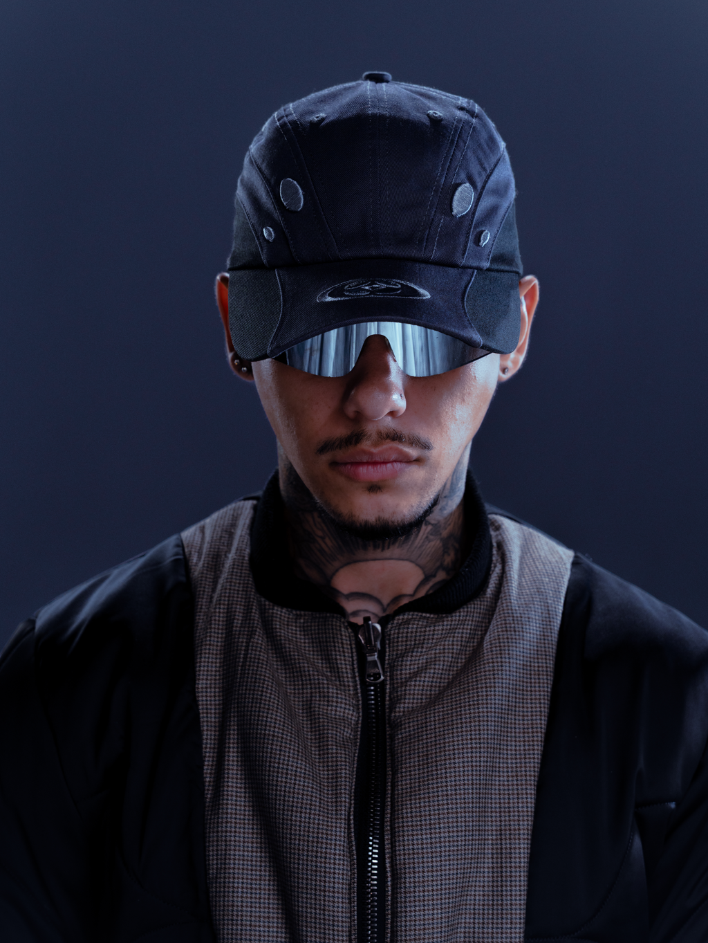 OVALS PLTS DRK CAP
